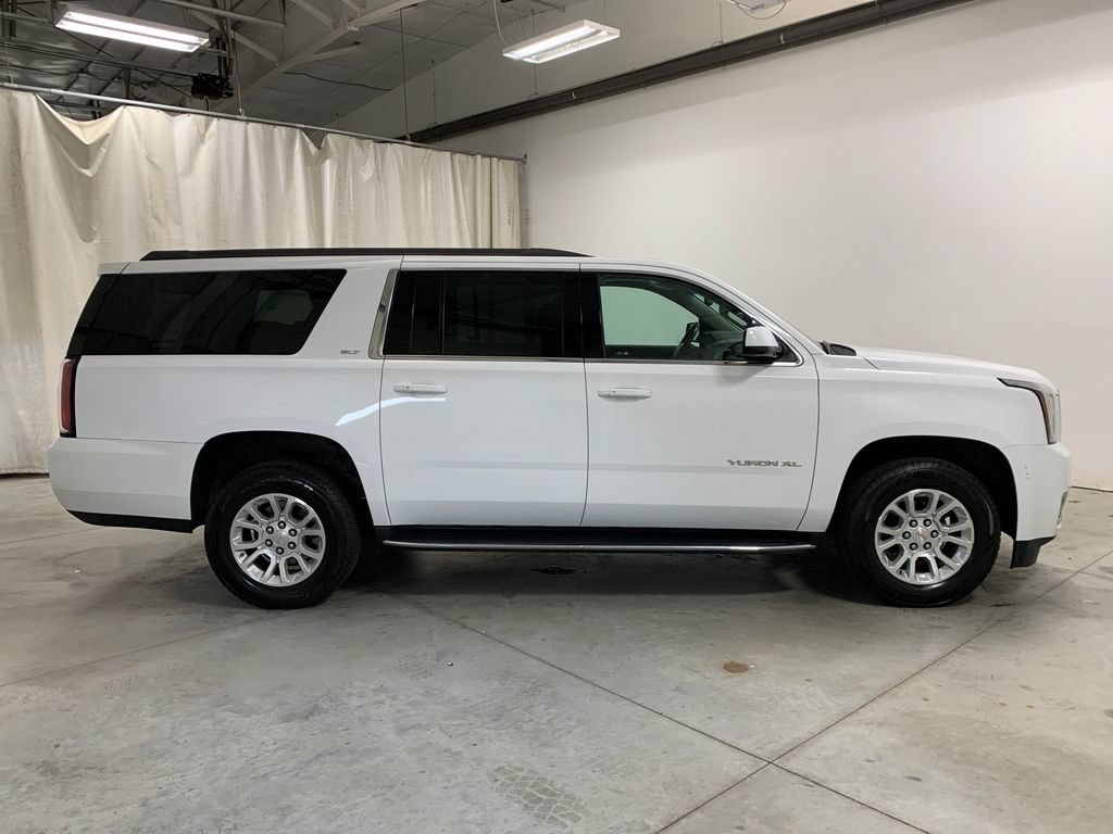Used 2020 GMC Yukon XL SLT w/ Open Road Package AWD/4WD image 33