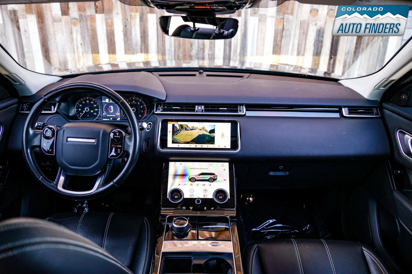 Used 2020 Land Rover Range Rover Velar S image 25