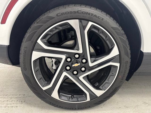 New 2026 Chevrolet Equinox EV LT w/ Convenience Package II FWD image 33