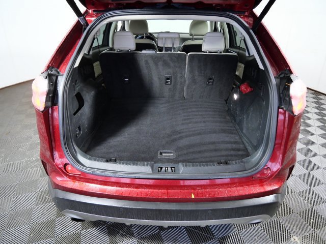 Certified 2019 Ford Edge Titanium FWD image 9