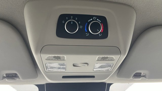 Used 2023 Ford Transit 350 XLT image 21