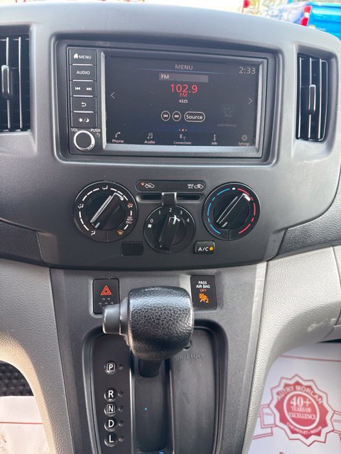 Used 2020 Nissan NV200 S FWD image 17