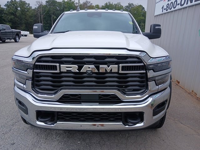 New 2026 RAM 5500 Tradesman w/ Chrome Appearance Group AWD/4WD image 15