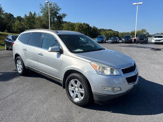 Used 2012 Chevrolet Traverse LT FWD image 2