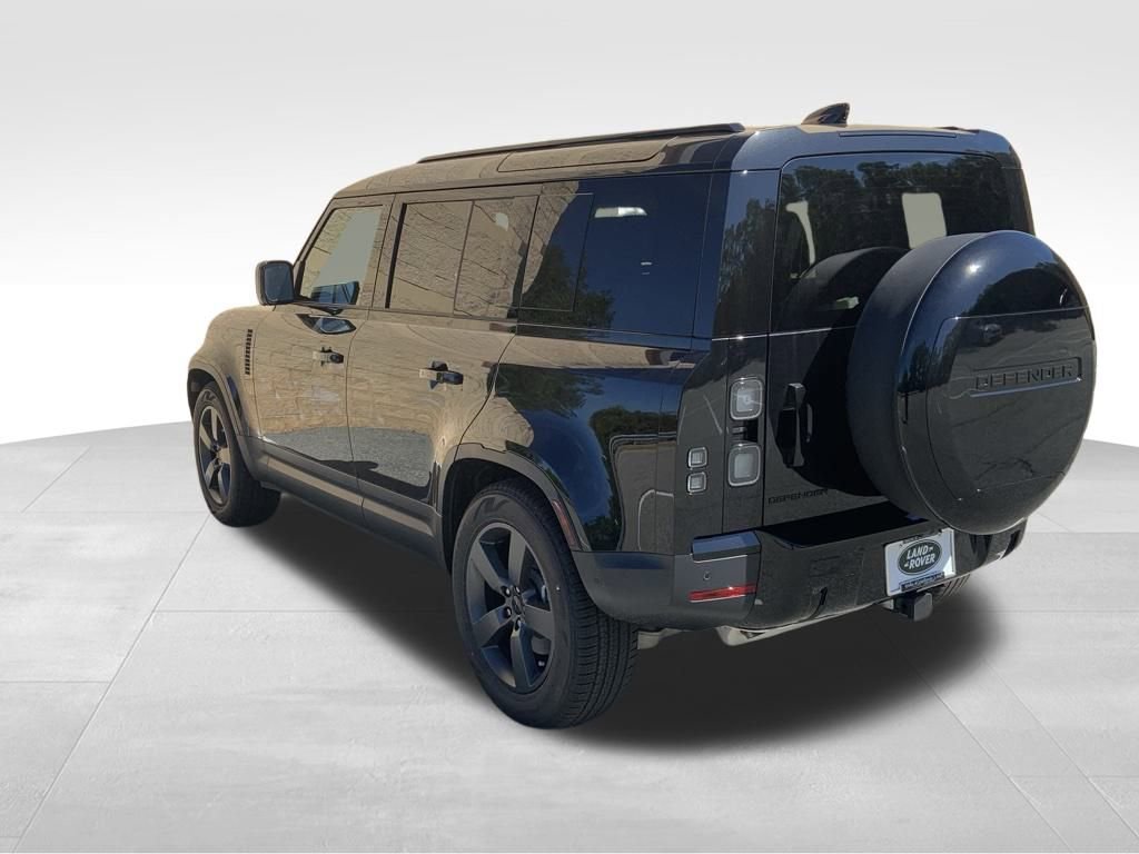 New 2026 Land Rover Defender 110 S image 8