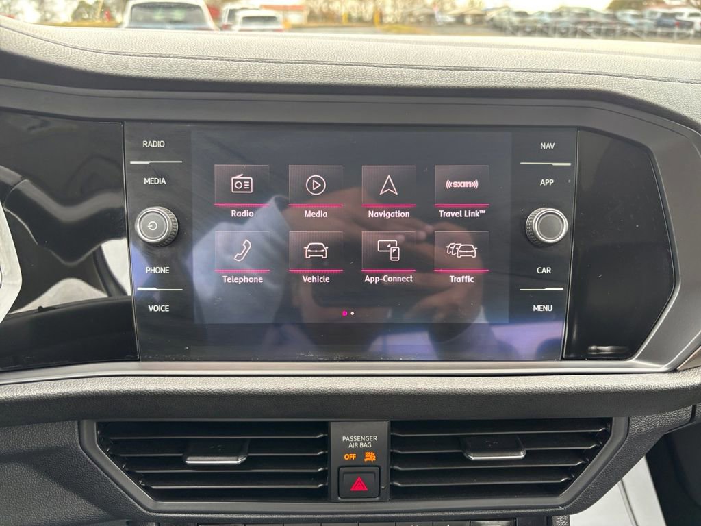 Used 2019 Volkswagen Jetta SEL Premium image 26