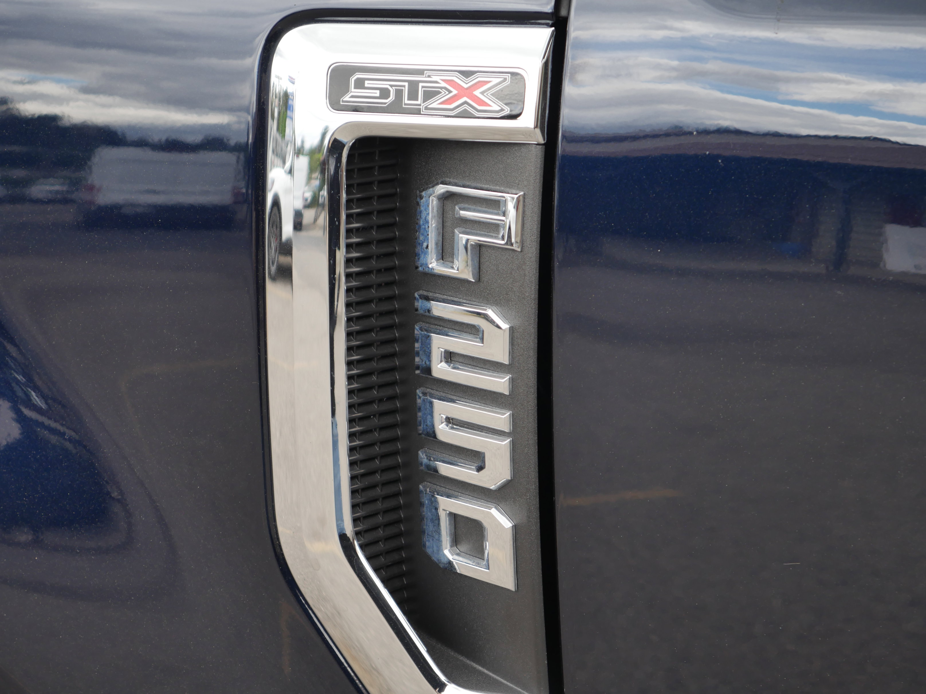 Certified 2022 Ford F250 XL w/ STX Appearance Package AWD/4WD image 17