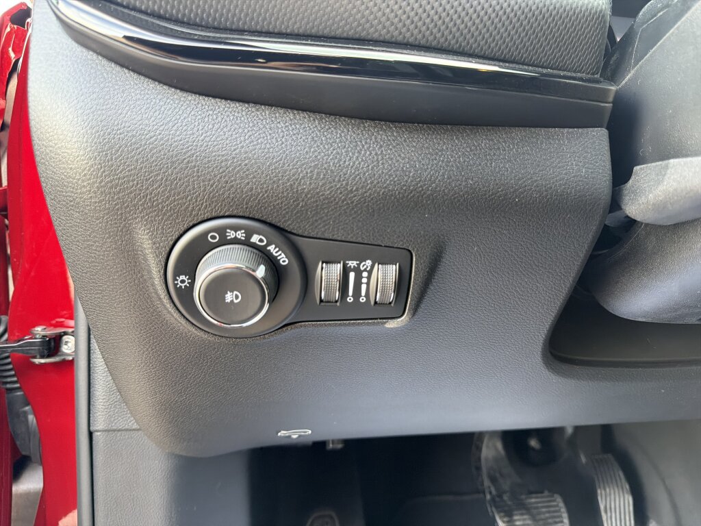 New 2026 Jeep Compass Latitude AWD/4WD image 14
