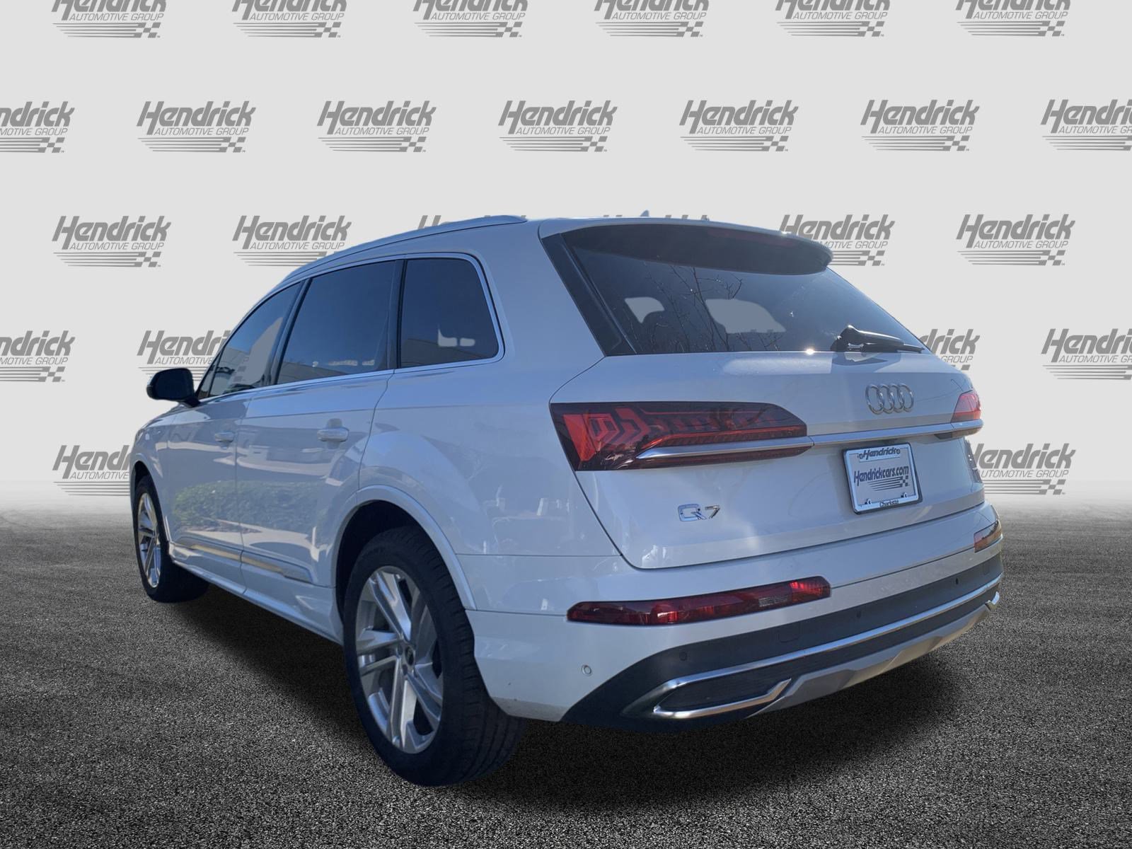 Used 2022 Audi Q7 Premium Plus image 8