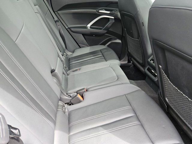 Certified 2025 Audi Q5 Premium w/ Convenience Package AWD/4WD image 19