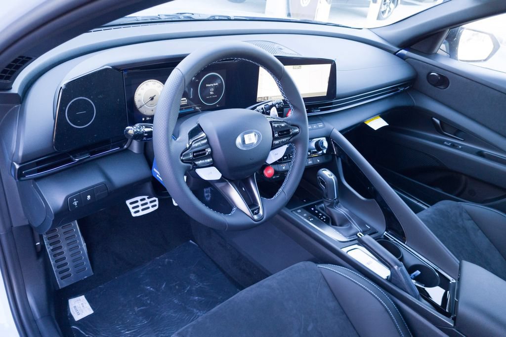 New 2026 Hyundai Elantra N FWD image 12