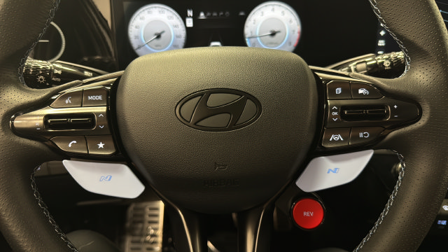 Used 2025 Hyundai Elantra N FWD image 15