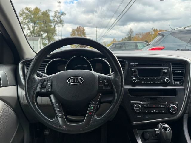 Used 2011 Kia Optima LX image 9