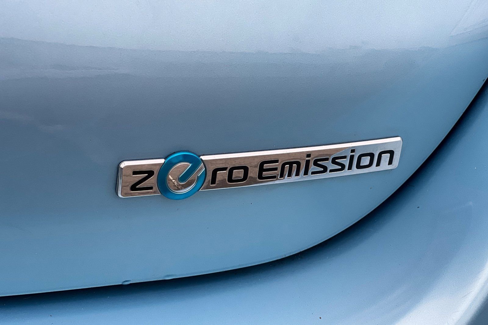 Used 2015 Nissan Leaf S w/ Charge Package image 26