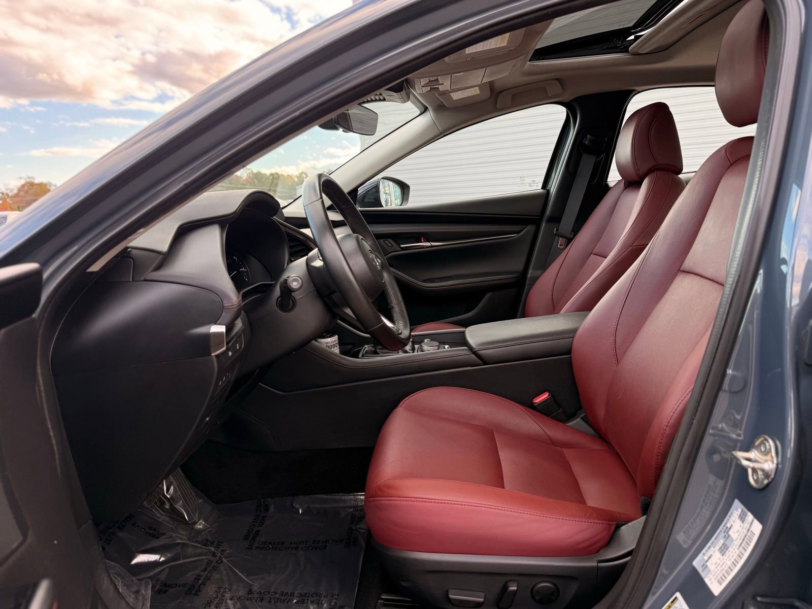 Used 2024 MAZDA MAZDA3 s image 13