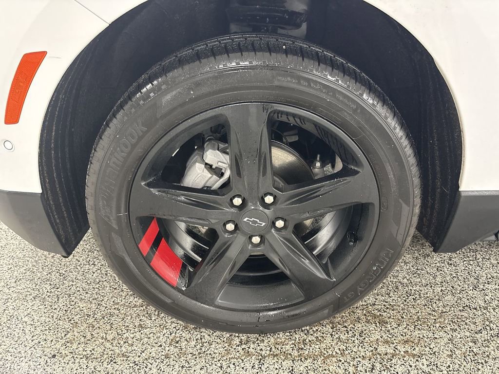 Used 2023 Chevrolet Equinox Premier image 18