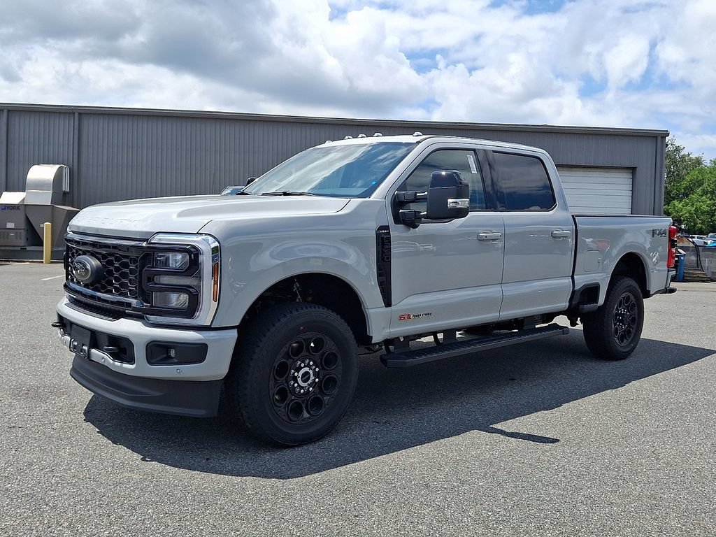 New 2026 Ford F250 Lariat w/ Black Appearance Package AWD/4WD image 2