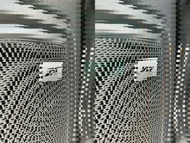 Certified 2019 Porsche Macan image 16