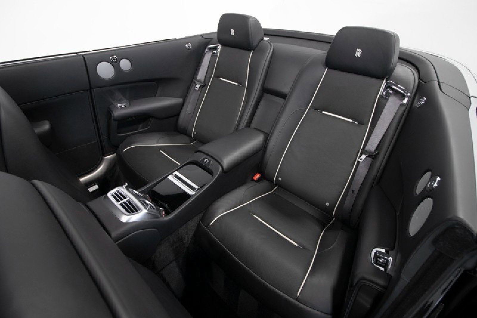 Used 2018 Rolls-Royce Dawn image 39