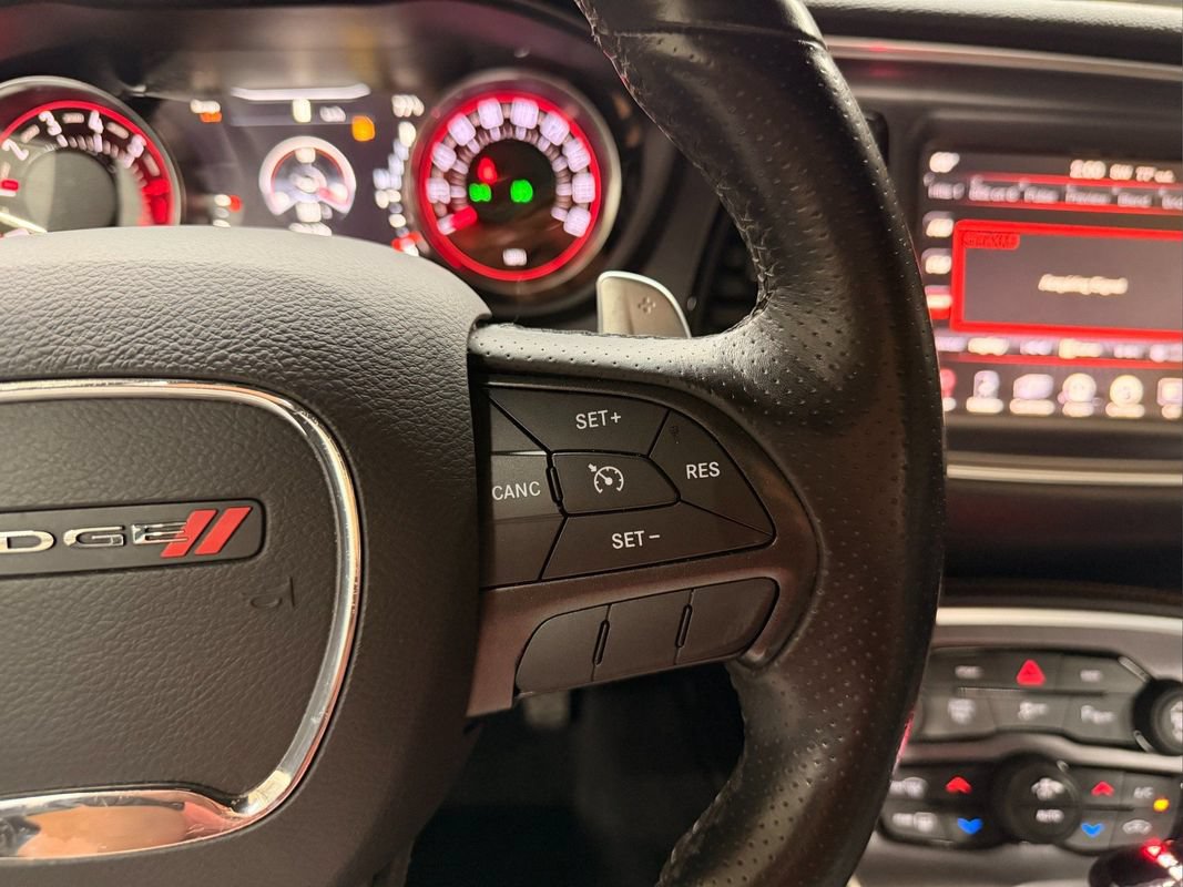 Used 2016 Dodge Challenger R/T Scat Pack RWD image 18