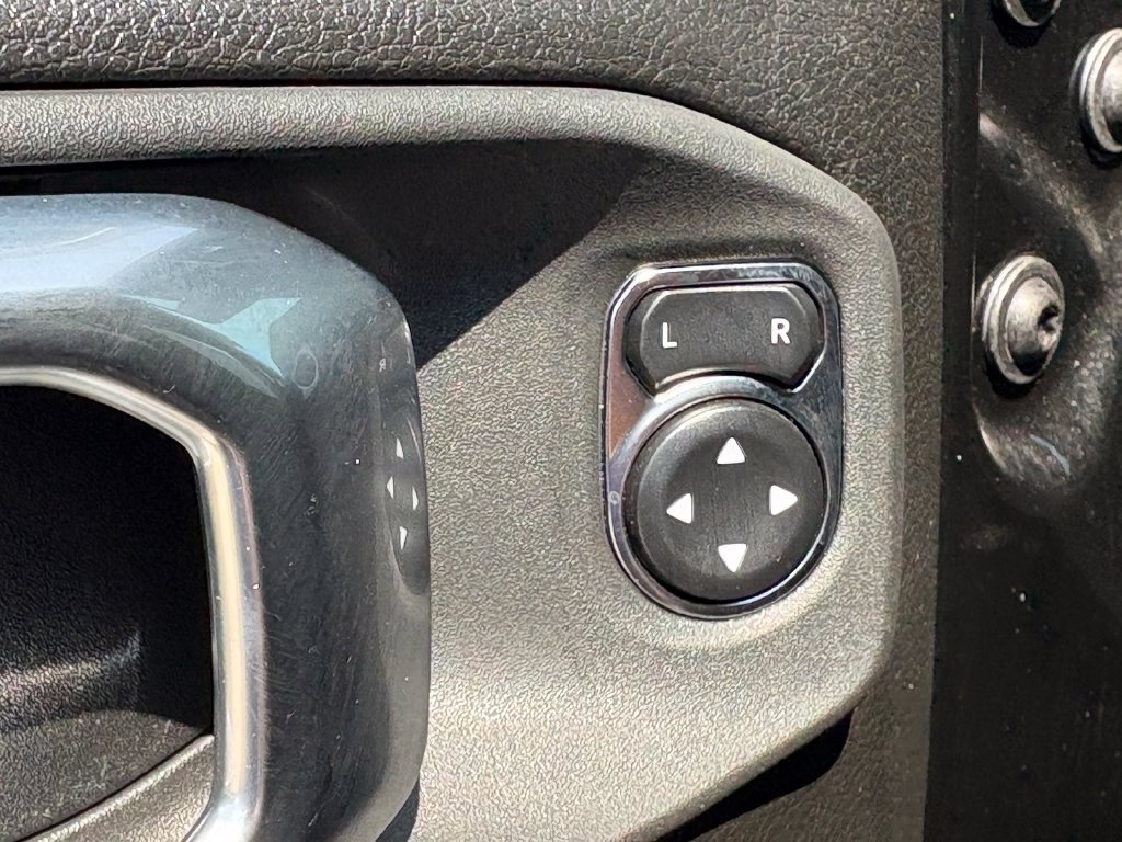 Used 2024 Jeep Wrangler Unlimited Sport AWD/4WD image 20