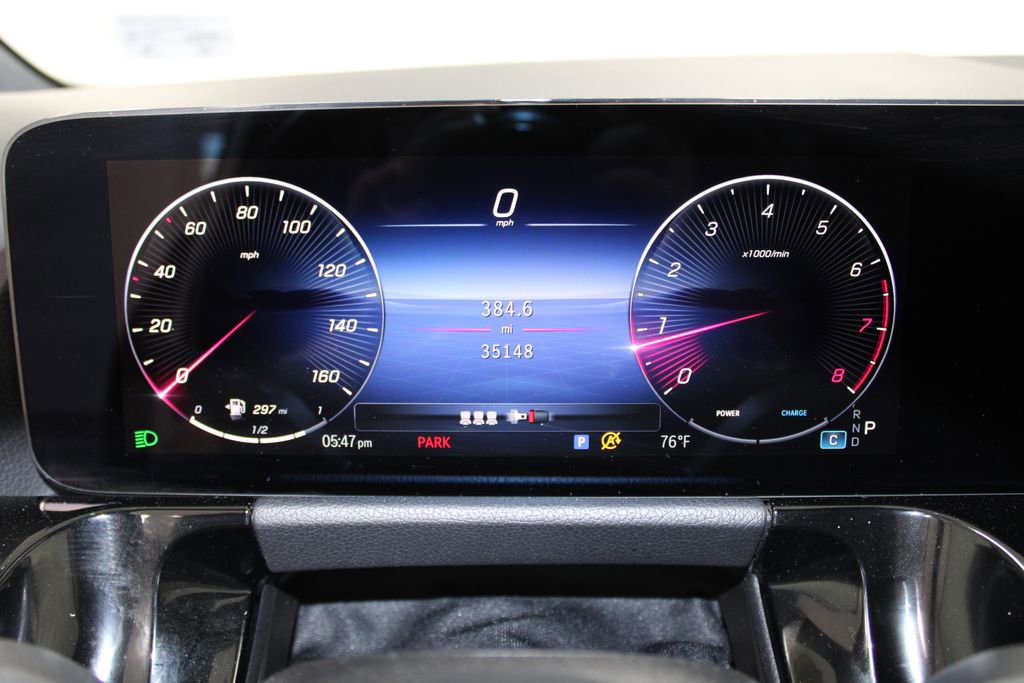 Used 2025 Mercedes-Benz GLA 250 image 32