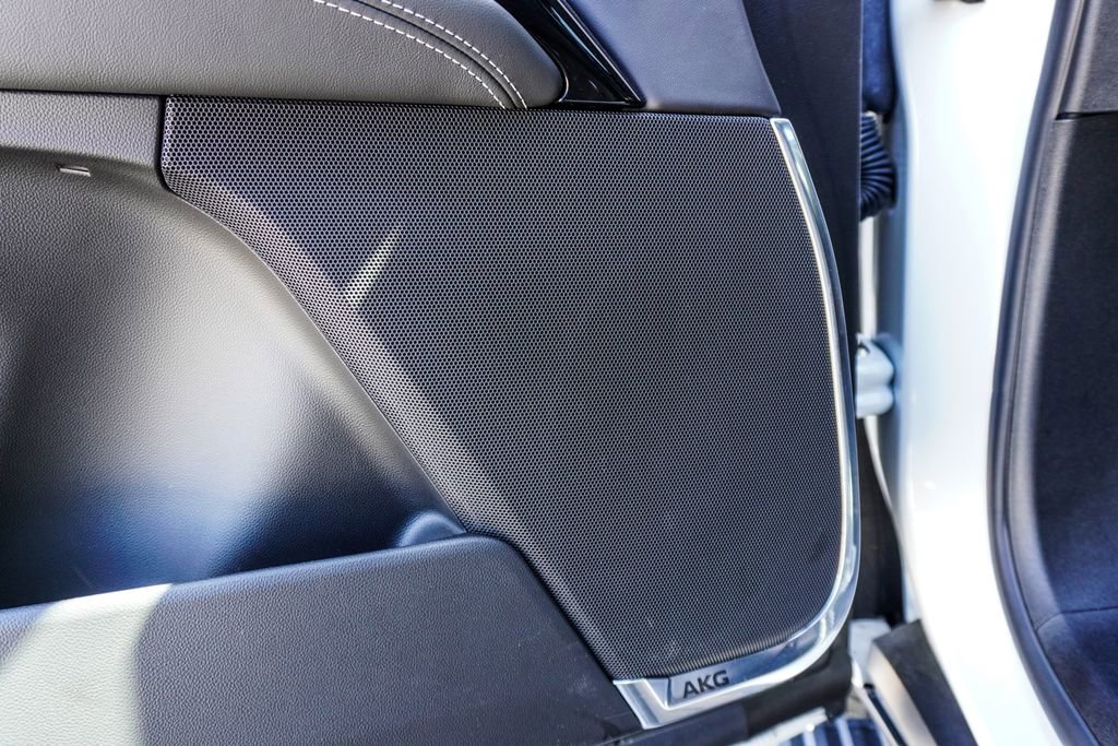 Used 2025 Cadillac Escalade V image 27