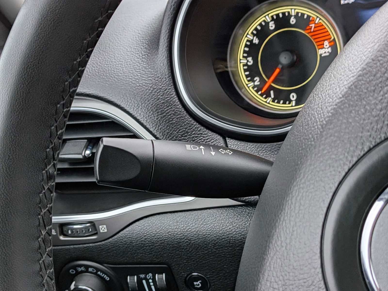 Used 2022 Jeep Cherokee Latitude Lux image 27