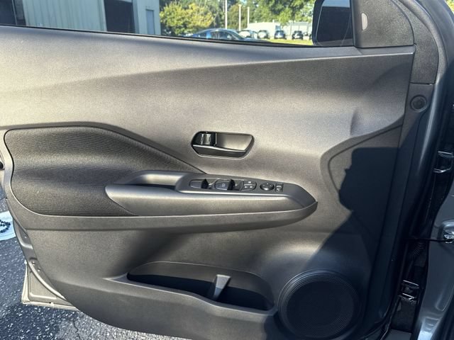 New 2025 Nissan Kicks Play S FWD image 25