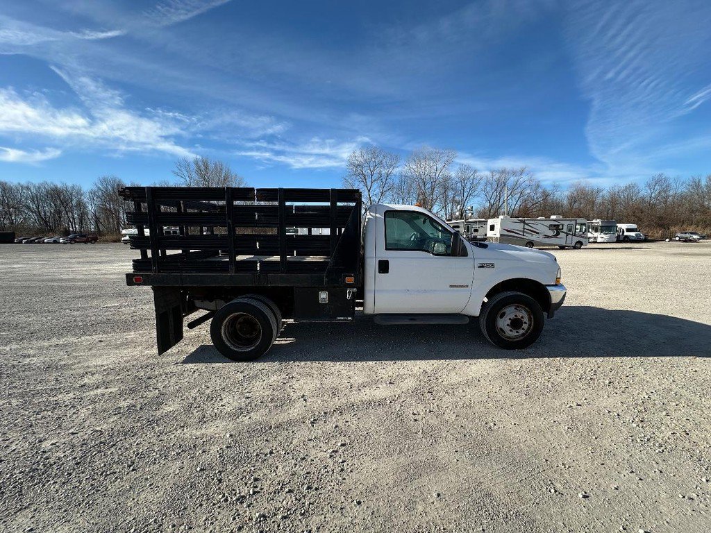 Used 2004 Ford F450 XL image 2