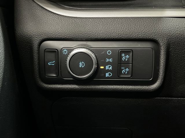 Used 2022 Ford Explorer XLT w/ Equipment Group 202A image 26