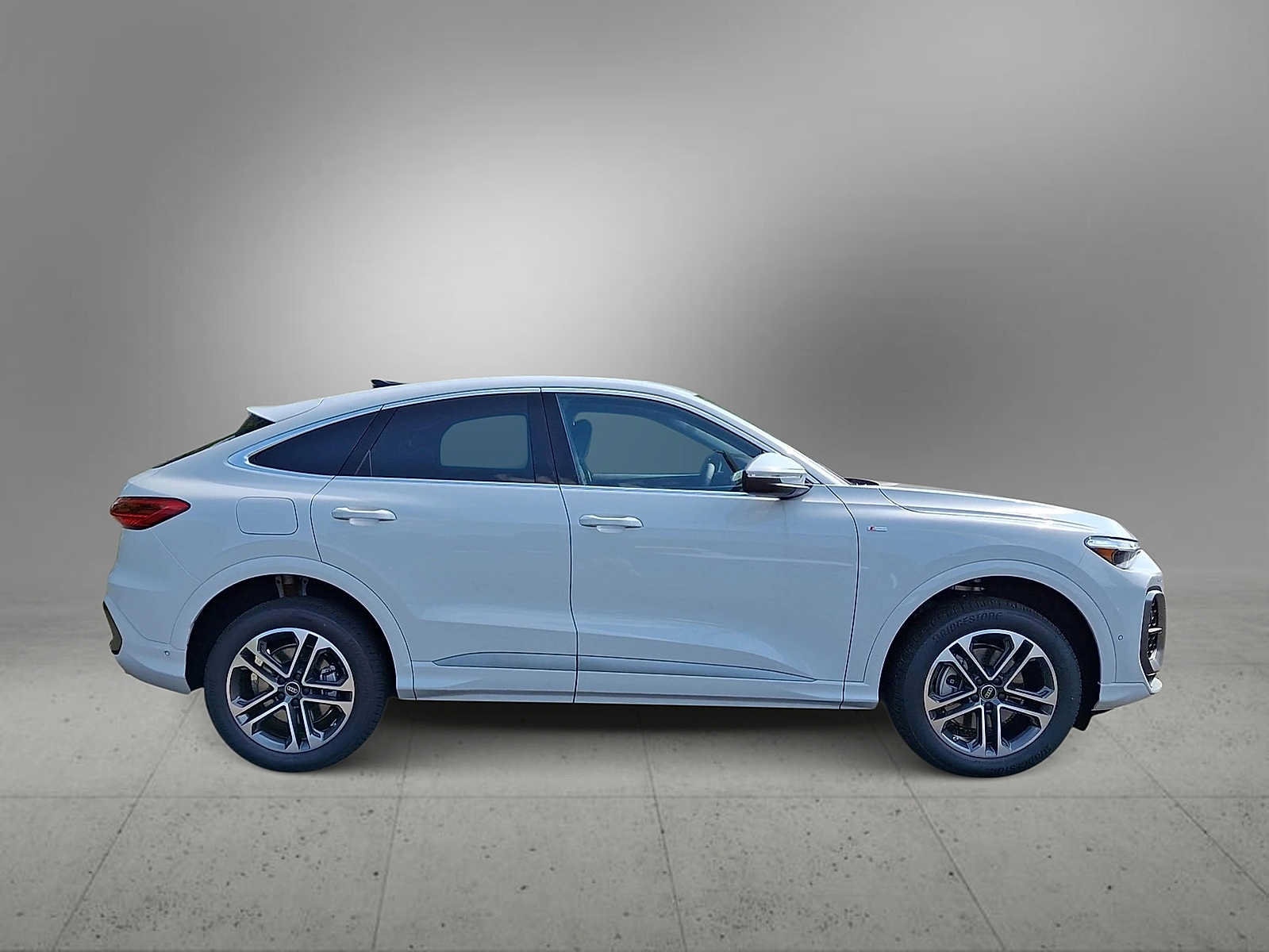 New 2026 Audi Q5 Premium Plus AWD/4WD image 9