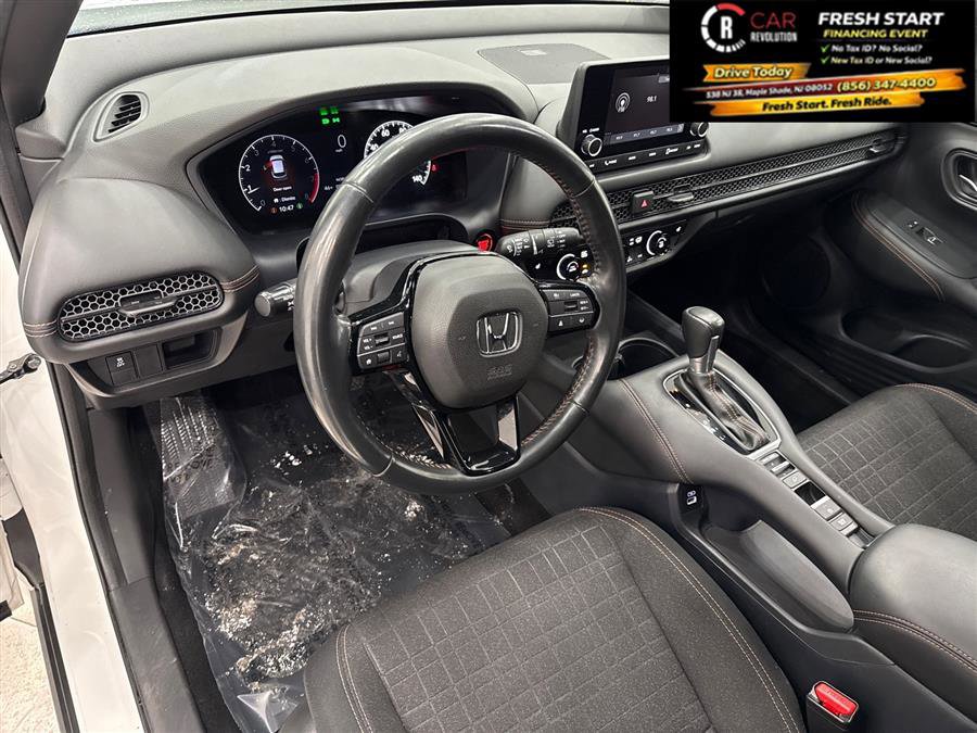 Used 2023 Honda HR-V Sport image 35
