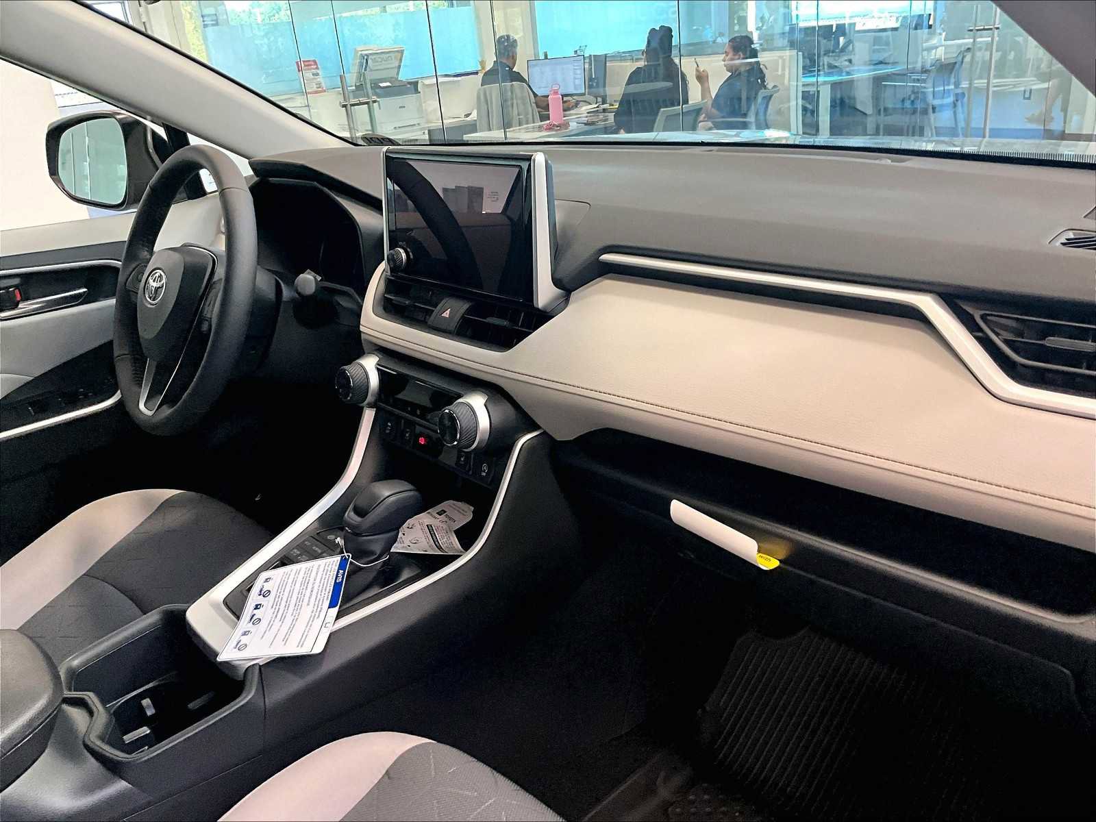 New 2025 Toyota RAV4 XLE image 10