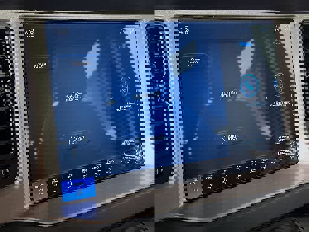 New 2025 Ford Bronco Outer Banks AWD/4WD image 17