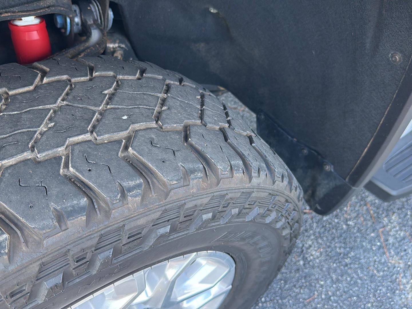 Used 2025 Chevrolet Silverado 2500 LT image 38