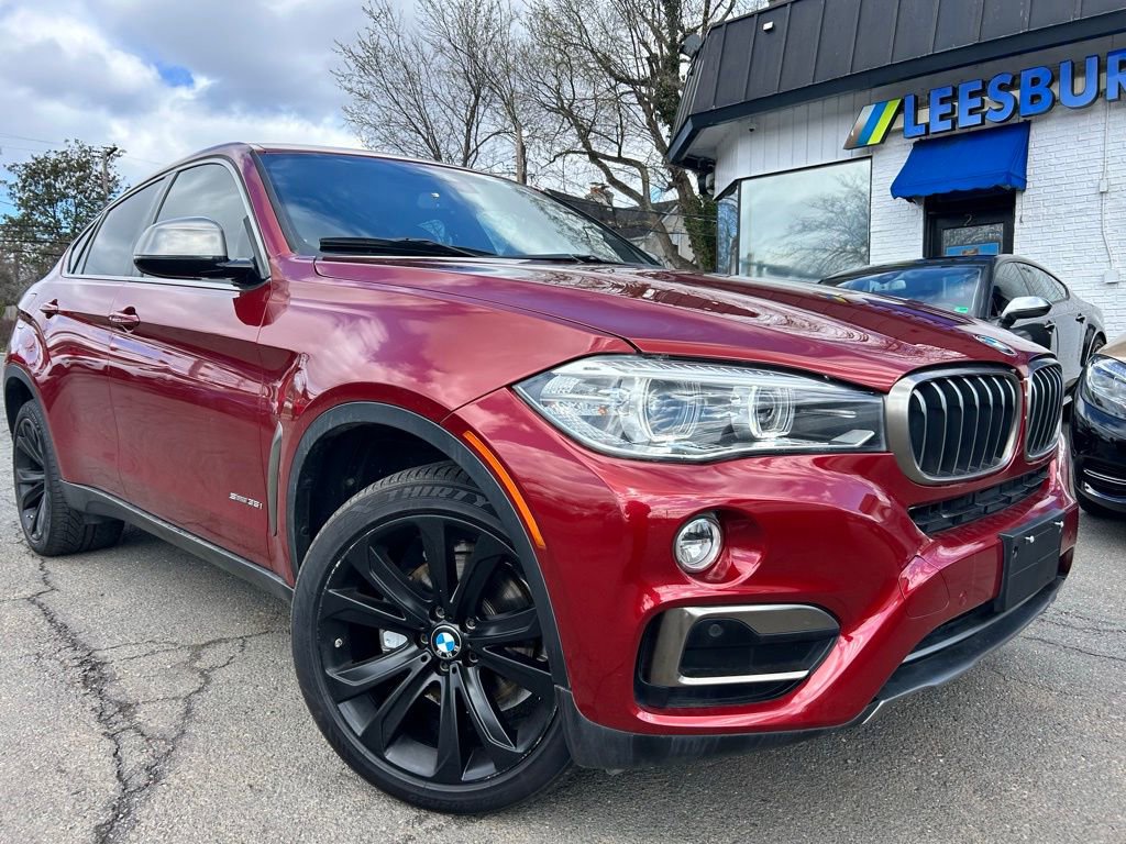 Used 2018 BMW X6 sDrive35i RWD image 1