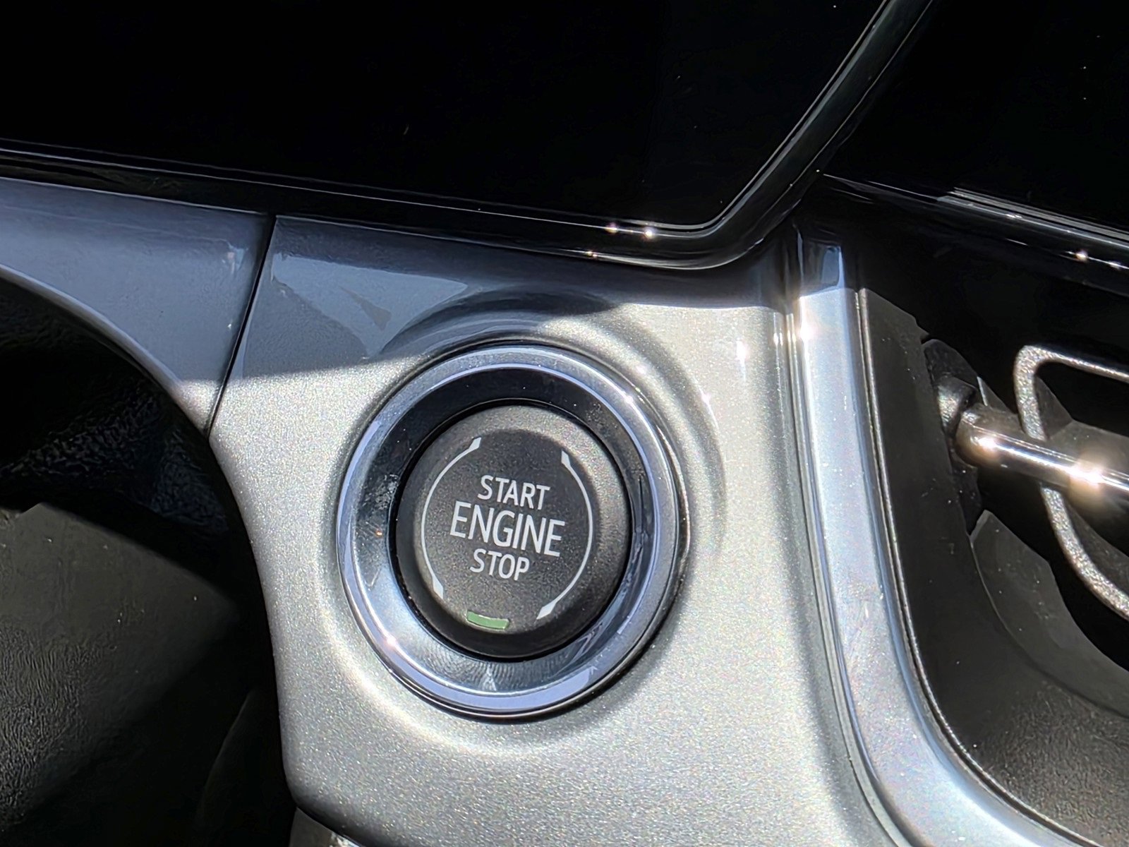 Certified 2025 Chevrolet Trax LT w/ Driver Confidence Package image 23