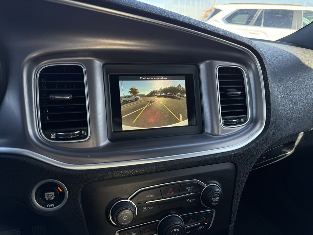 Used 2022 Dodge Charger SXT image 17