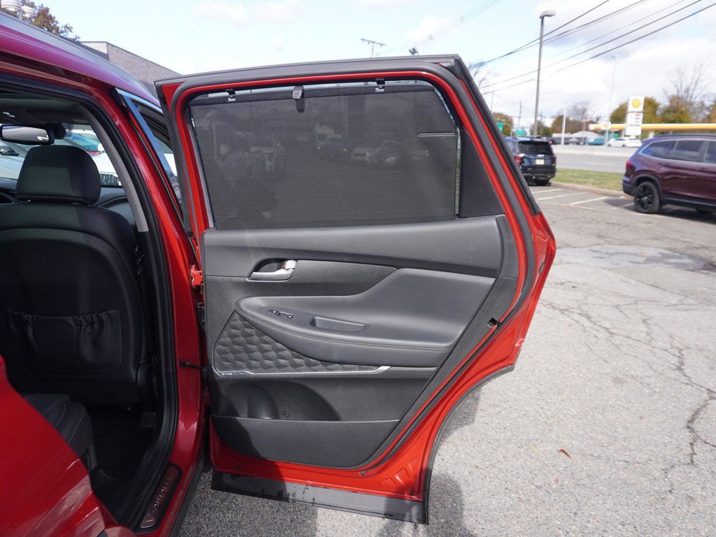 Used 2019 Hyundai Santa Fe Limited w/ Cargo Package image 31