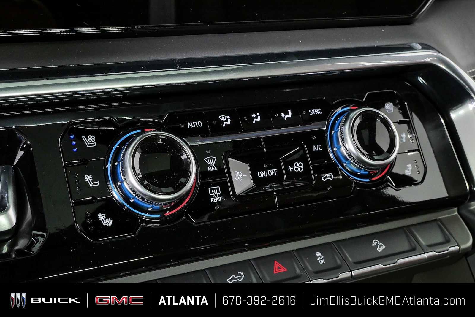 New 2026 GMC Sierra 2500 Denali Ultimate AWD/4WD image 18