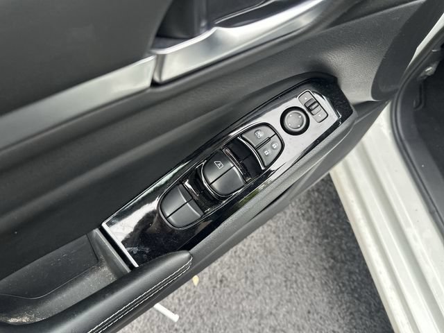 Used 2023 Nissan Altima 2.5 SV AWD/4WD image 17
