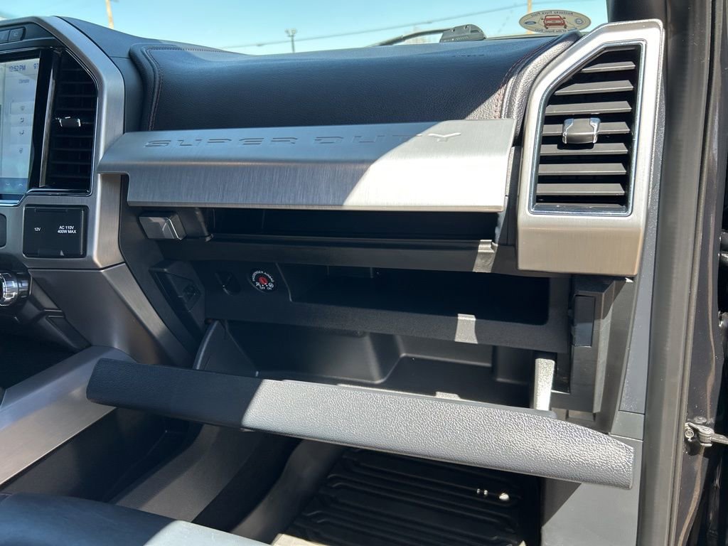 Used 2022 Ford F450 Platinum w/ FX4 Off-Road Package image 53