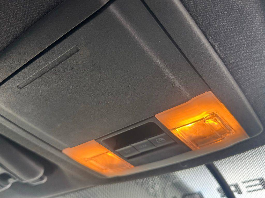 Used 2016 Ford F350 Lariat w/ Lariat Ultimate Package image 45