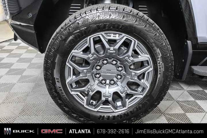 New 2025 GMC Hummer EV 3X w/ LPO, Cargo Utility Package AWD/4WD image 36