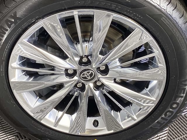 Used 2024 Toyota Grand Highlander AWD image 31