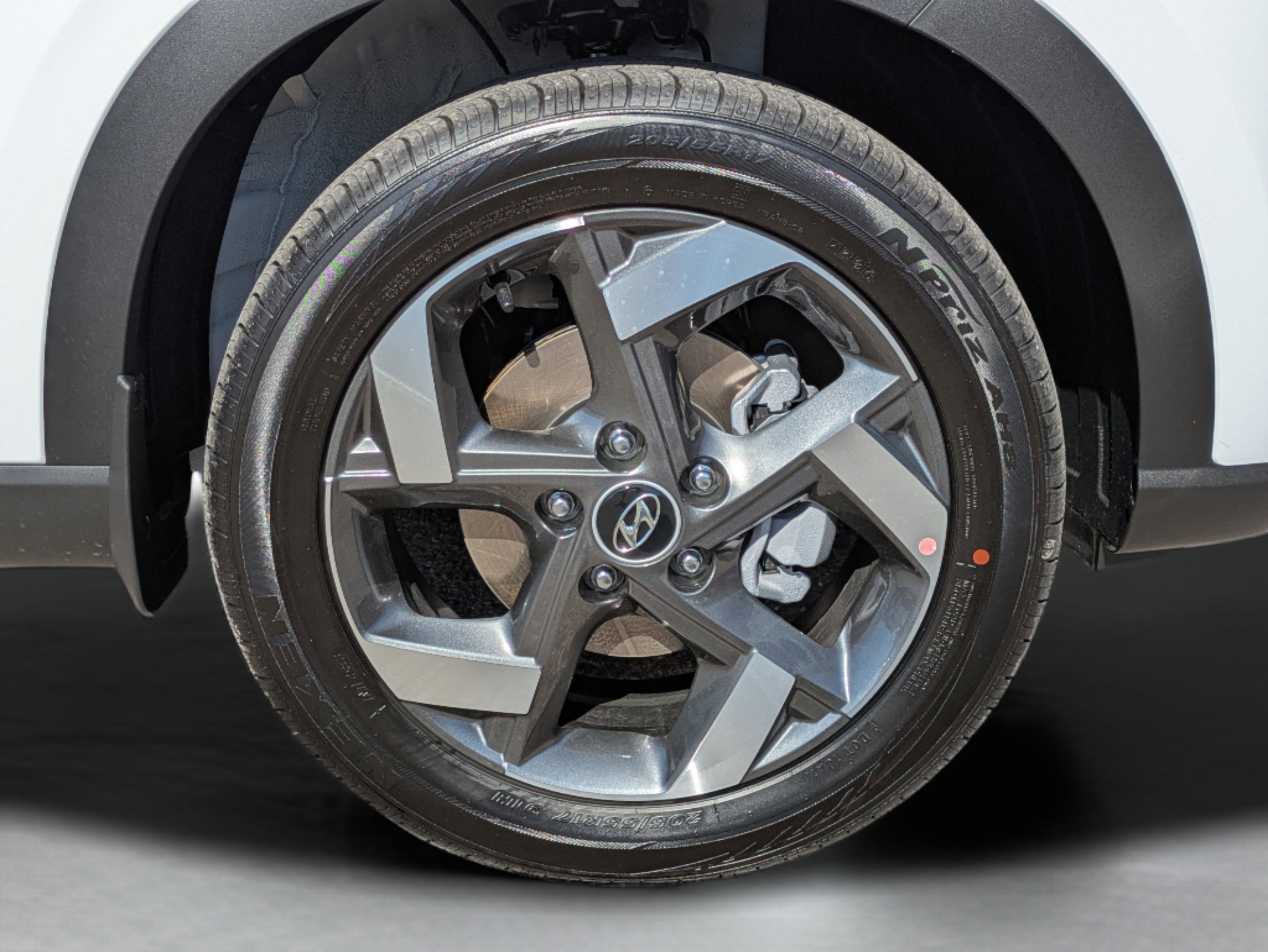 New 2026 Hyundai Venue SEL FWD image 72