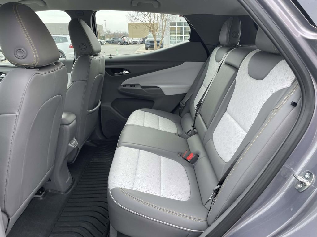 Used 2023 Chevrolet Bolt EUV Premier w/ Super Cruise Package image 3
