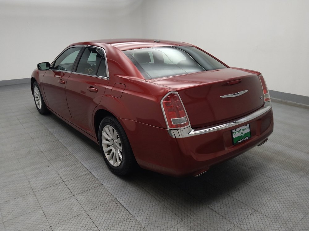 Used 2013 Chrysler 300 image 5