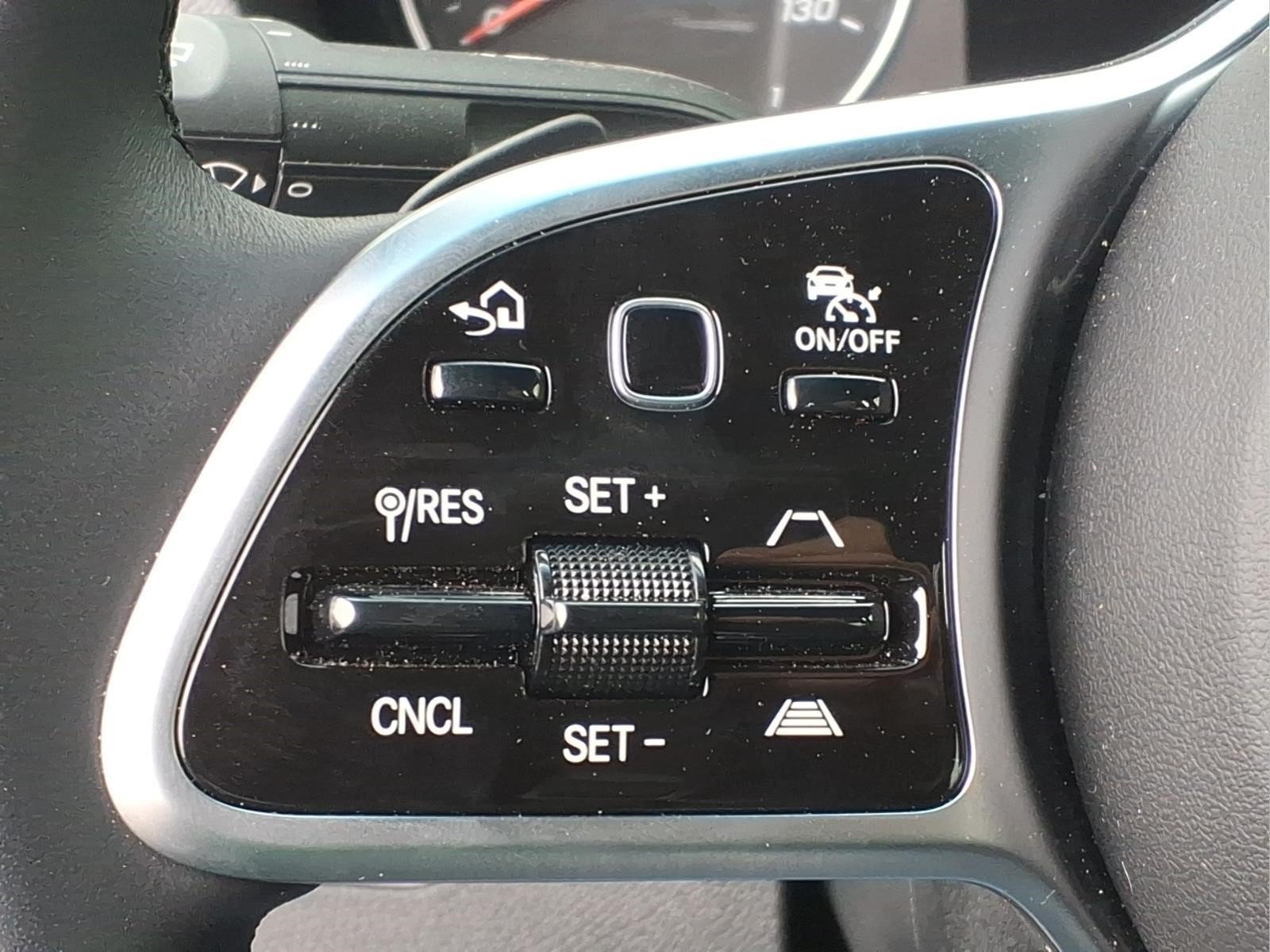 Used 2023 Mercedes-Benz Sprinter 2500 image 25